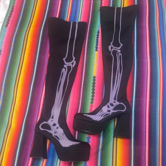 Dolls Kill Shoes - Dolls Kill Bare Bones Thigh High Skeleton Print Platform Boots Heels